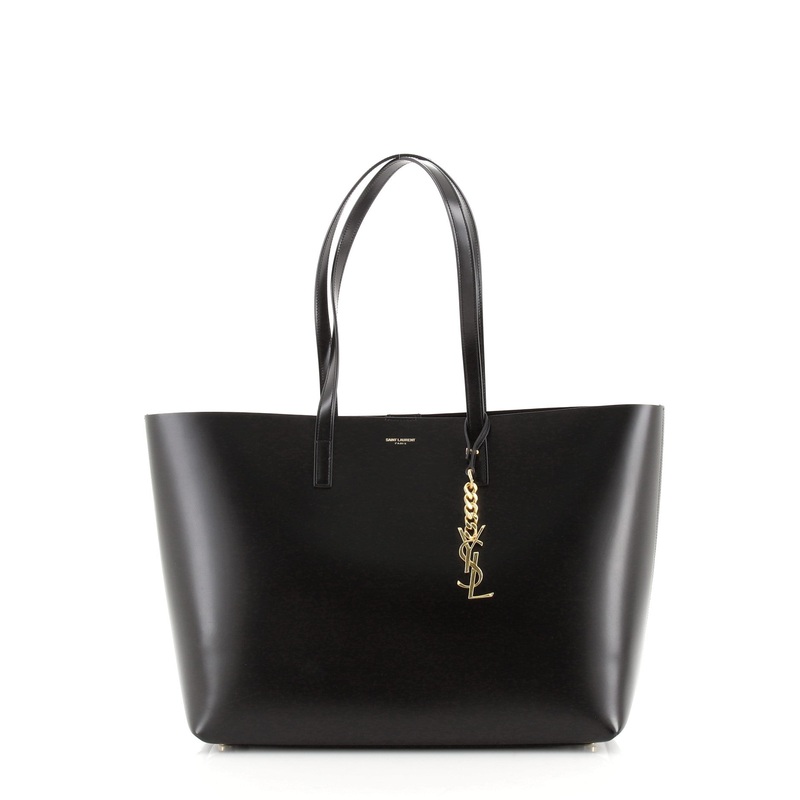 Classic Monogram Charm Shopper Tote Leather Medium S744816680480