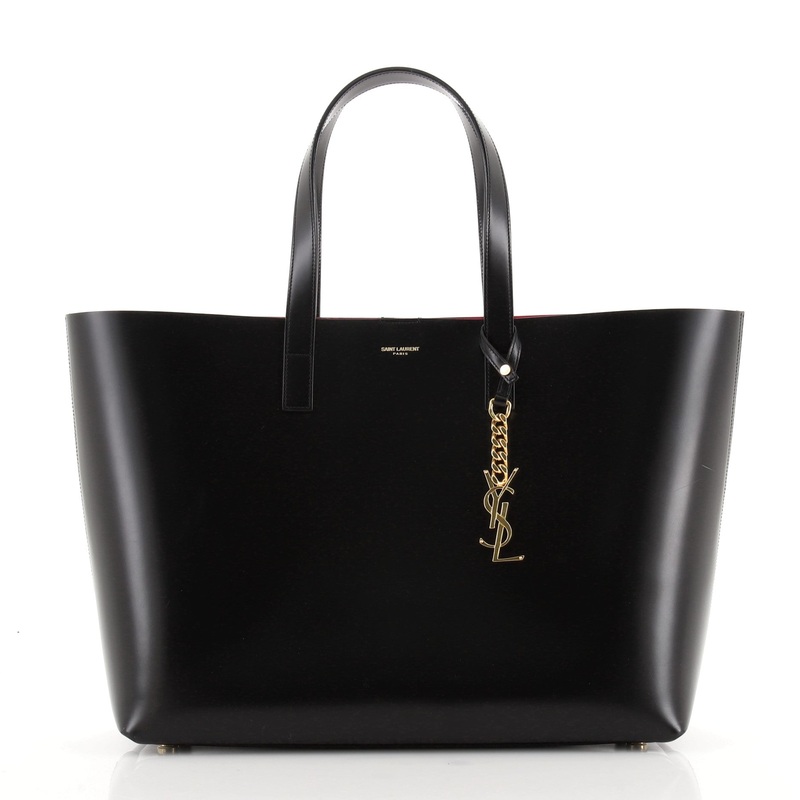 Classic Monogram Charm Shopper Tote Leather Medium S744816675378