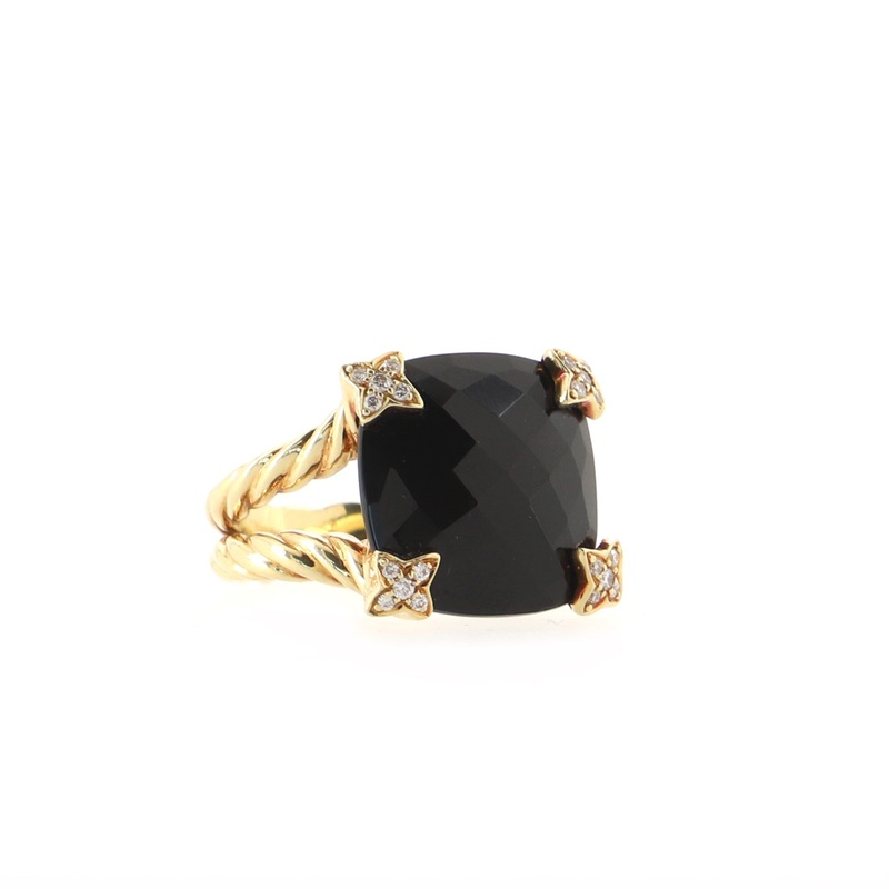 Cushion on Point Ring 18K Yellow Gold with Onyx and Diamonds 15mm